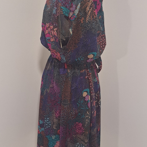 Vintage Walden Classics Dress with Belt, Size Medium-Large. - Picture 5 of 15